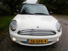 Mini Mini Cooper - 1.6 Chili 120pk 6 bak Airco Navi Cruise 143.000km 2e eig