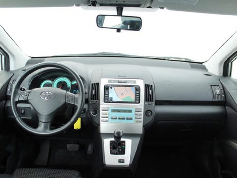 Toyota Verso - 1.8 VVT-i Sol Navigator Automaat 7p - 1