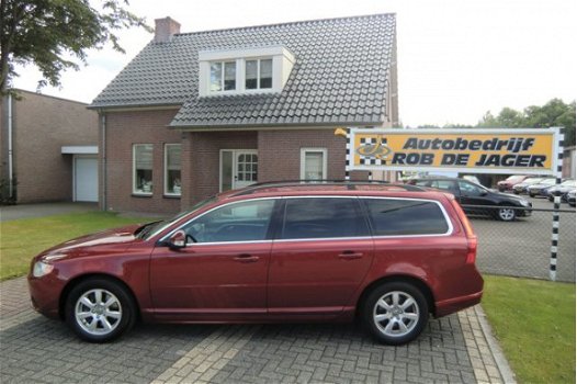 Volvo V70 - 2.0 D3 163 Pk 5-cilinder Trekhaak Leder Ecc-Airco Navi Lmv Pdc V+A 6-Bak enz. GEEN AFLEV - 1