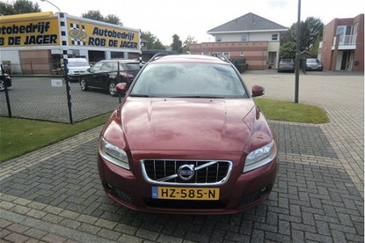 Volvo V70 - 2.0 D3 163 Pk 5-cilinder Trekhaak Leder Ecc-Airco Navi Lmv Pdc V+A 6-Bak enz. GEEN AFLEV - 1