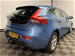 Volvo V40 - 1.6 D2 Momentum Business Airco Navi NL Auto - 1 - Thumbnail