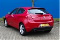 Alfa Romeo Giulietta - 1.4 T Distinctive - Leer - Clima - PDC - 1 - Thumbnail