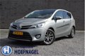 Toyota Verso - 1.8 VVT-i Aspiration 7p. Climate, Cruise control, Navigatie, Panoramadak, Half leder - 1 - Thumbnail