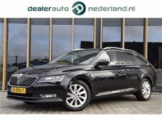 Skoda Superb Combi - 1.6 TDI Style Business Pano | Xenon | Bovag garantie