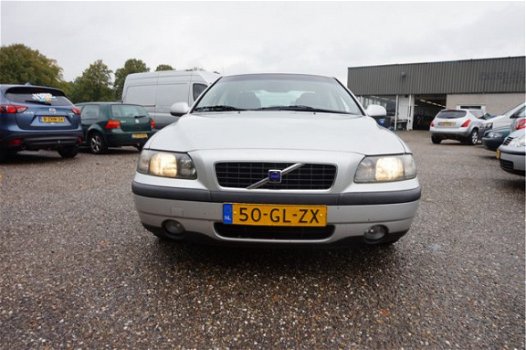 Volvo S60 - 2.4 Edition , TOPSTAAT , APK 18-7-2020, AIRCO, CLIMA, CRUISE CONTROLE, DISTRIBUTIE RECEN - 1