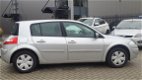 Renault Mégane - 1.6-16V Business Line - 1 - Thumbnail