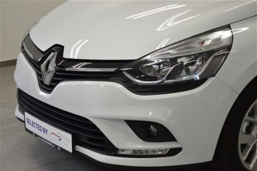 Renault Clio - 0.9 TCe Limited NWPR: € 19.085, - 1