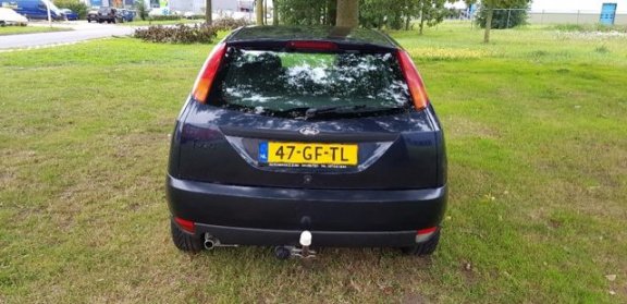 Ford Focus - 1.8-16V Collection - 1