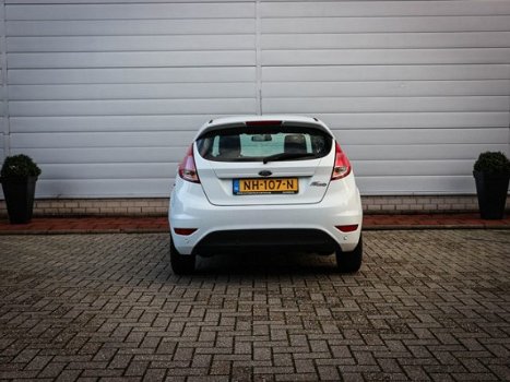 Ford Fiesta - 1.5 TDCi Style Ultimate Lease Edition | Airco | 5 Deurs | Navi | Cruise | Pdc voor en - 1