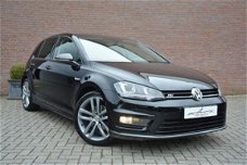 Volkswagen Golf - 1.4 TSI 125pk Cup Edition R-Line 5 deurs * Bi Xenon * LED * Navi Discovery * 18" *