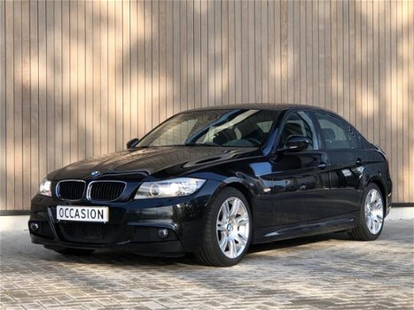 BMW 3-serie - 318d Business Line M Sport 2011 Zwart - 1