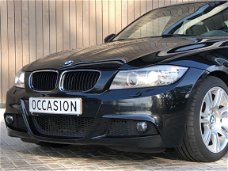 BMW 3-serie - 318d Business Line M Sport 2011 Zwart