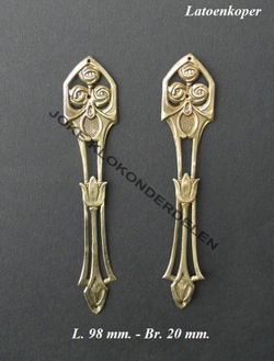 = 2 Ornamentjes = Art Deco= latoenkoper = 40784