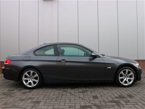 BMW 3-serie Coupé - 320i Introduction | Xenon | Navi | Trekhaak - 1