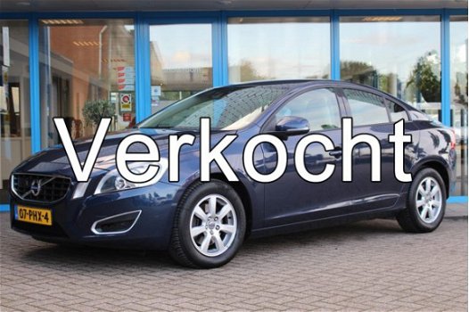 Volvo S60 - T4 180PK Leder - Navi - Adaptive Cruise - Blis - 1