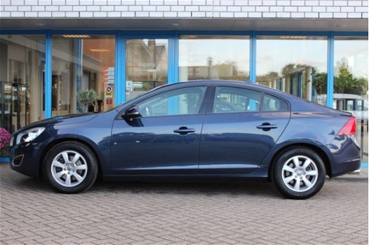 Volvo S60 - T4 180PK Leder - Navi - Adaptive Cruise - Blis - 1