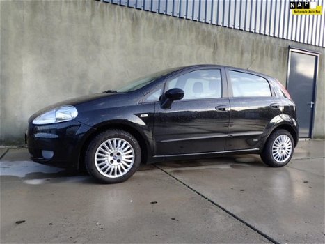 Fiat Grande Punto - 1.4 Dynamic airco, 5-deurs - 1