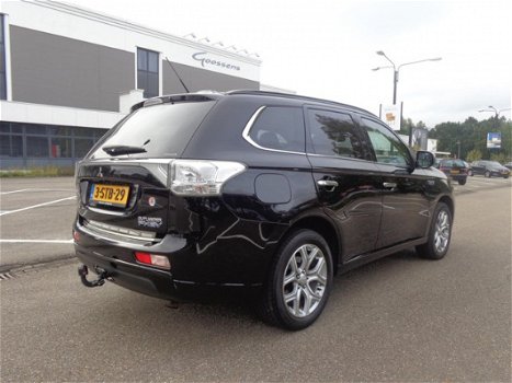 Mitsubishi Outlander - 2.0 PHEV Instyle INCLUSIEF BTW, 1E Eigenaar, Trekhaak, Dealer onderhouden - 1