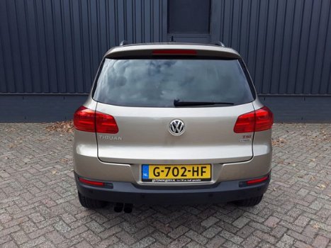 Volkswagen Tiguan - 1.4TSi 161pk Autom Highline Plus RIJKLAAR 100% onderhouden xenon+led, beige lede - 1