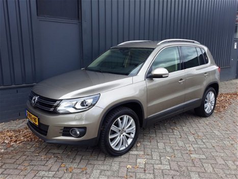 Volkswagen Tiguan - 1.4TSi 161pk Autom Highline Plus RIJKLAAR 100% onderhouden xenon+led, beige lede - 1