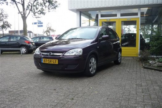 Opel Corsa - 1.2-16V Silverline, Airco, Nieuwe APK, Nieuwe Ketting - 1