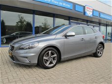 Volvo V40 - 2.0 D2 R-Design Business