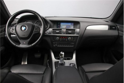 BMW X3 - 2.0d x-Drive High Exec M-pakket Shadow Navi Pano Leer 19'' - 1
