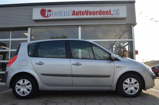 Renault Scénic - 1.6-16V Privilège Comfort / Netjes / 6 bak / 187.246 KM / 2007 - 1