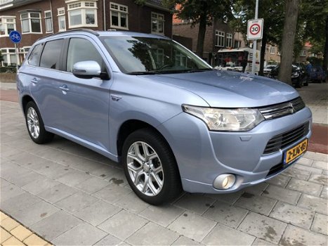 Mitsubishi Outlander - 2.0 PHEV Executive Edition Nieuwstaat INC 21% BTW - 1