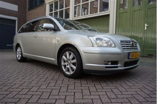 Toyota Avensis Wagon - 2.2 D-4D Executive D-CAT * TOP STAAT * TREKHAAK LEER - 1