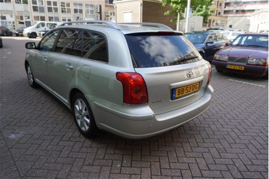 Toyota Avensis Wagon - 2.2 D-4D Executive D-CAT * TOP STAAT * TREKHAAK LEER - 1