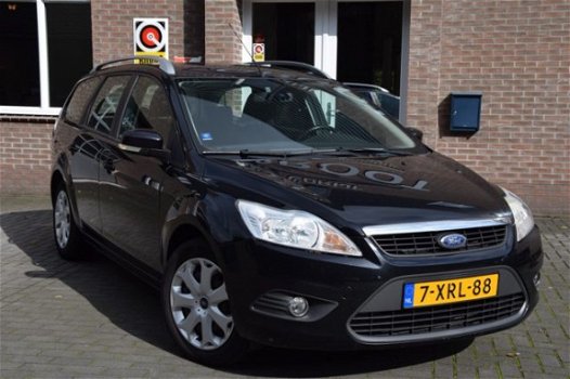 Ford Focus Wagon - 1.6 16V SONY/TREKHAAK/CLIMA/CRUISE - 1