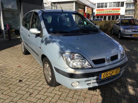 Renault Scénic - 1.6-16V RXE / AUTOMAAT / AIRCO / APK MEI 2020 / NAP PAS - 1