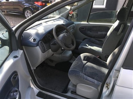 Renault Scénic - 1.6-16V RXE / AUTOMAAT / AIRCO / APK MEI 2020 / NAP PAS - 1