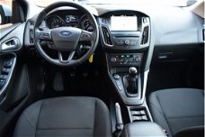 Ford Focus - 1.0 Edition Navigatie/Clima/Pdc