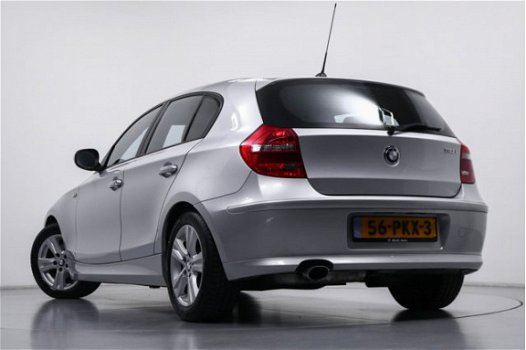 BMW 1-serie - 118i Business Line Ultimate Edition 143PK 90dKM Leder Sportstoelen Sportstuur Xenon Na - 1