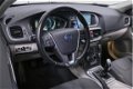 Volvo V40 - 1.6 T4 Momentum 180PK 98dKM Panoramadak Navi LED Dealeronderhouden - 1 - Thumbnail