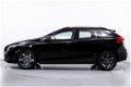 Volvo V40 Cross Country - 1.6 T4 Momentum 180PK 98dKM Panoramadak Navi LED Dealeronderhouden - 1 - Thumbnail