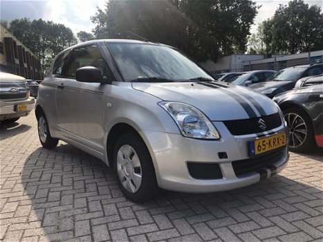 Suzuki Swift - 1.3 Base *Sport - 1