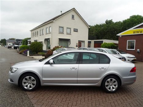 Skoda Superb - 1.6 TDI 5-Drs Active Bns 62136km, NL. Auto - 1