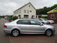 Skoda Superb - 1.6 TDI 5-Drs Active Bns 62136km, NL. Auto