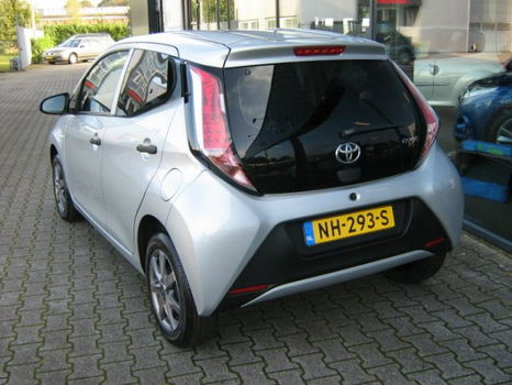 Toyota Aygo - 1.0 VVT-i x-fun - 1