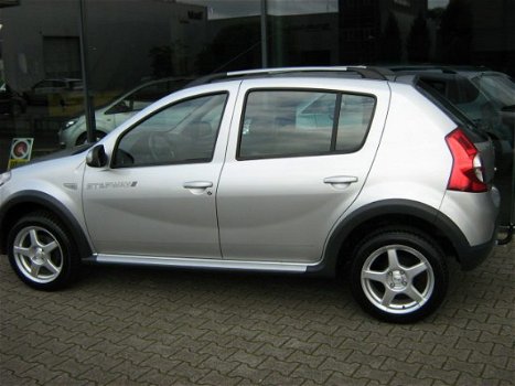 Dacia Sandero - 1.6 Stepway - 1