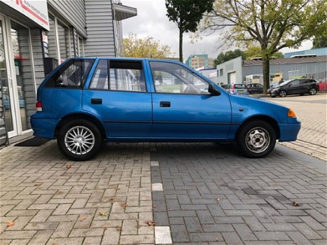 Suzuki Swift - 1.0 GLX 5Deurs 92832KM 1 jaar APK - 1