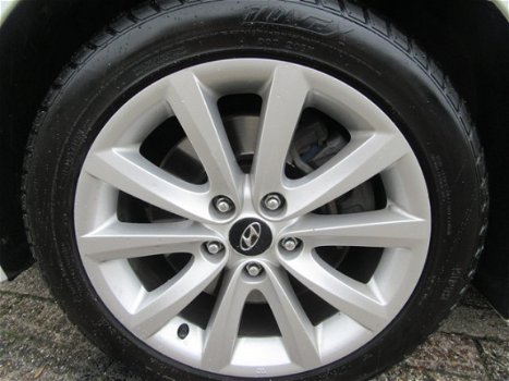 Hyundai i40 - 1.6 GDI Blue i-Motion ECC//PDC//17INCH//45DKM - 1