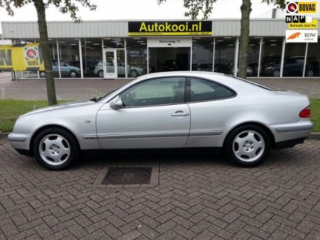 Mercedes-Benz CLK-klasse Coupé - 200 Sport Echt nette wagen - 1