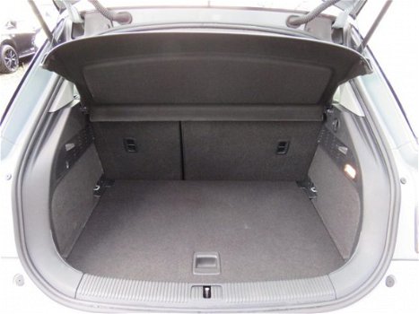 Audi A1 Sportback - 1.0 TFSI Adrenalin S-Line Navi Clima Bluetooth Cruise - 1