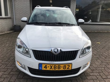 Skoda Fabia Combi - 1.2 TSI Drive/Navigatie - 1