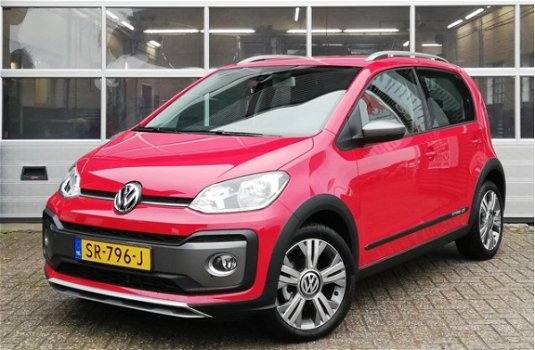 Volkswagen Up! - 75PK Cross Up - 1