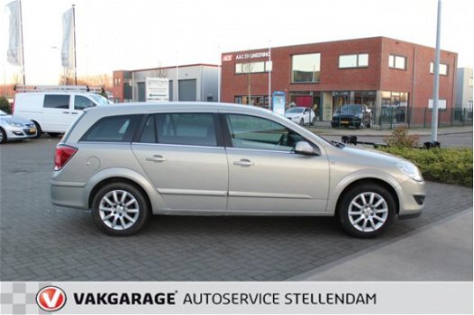 Opel Astra Wagon - 1.6 Temptation Trekhaak /Airco - 1